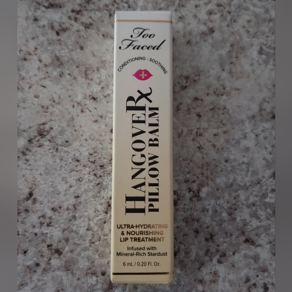 New Too Faced Hangover Pillow Balm Ulta-Hydrating Lip Treatment in Banana Kiss